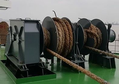 5 ¢ 500kN Vinicolo elettrico di ormeggio per il ponte della nave.